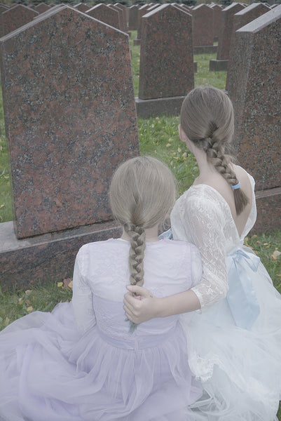 Vera Barkalova - Girls