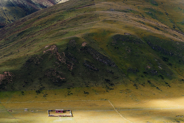 Shinya Itahana - Red House