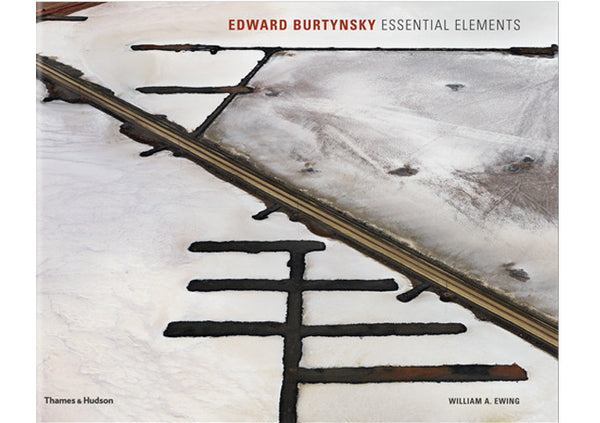 Edward Burtynsky : Essential Elements