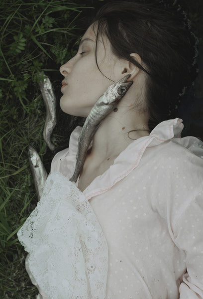 Daria Amaranth "Fragments of silence inside vanishing memories"